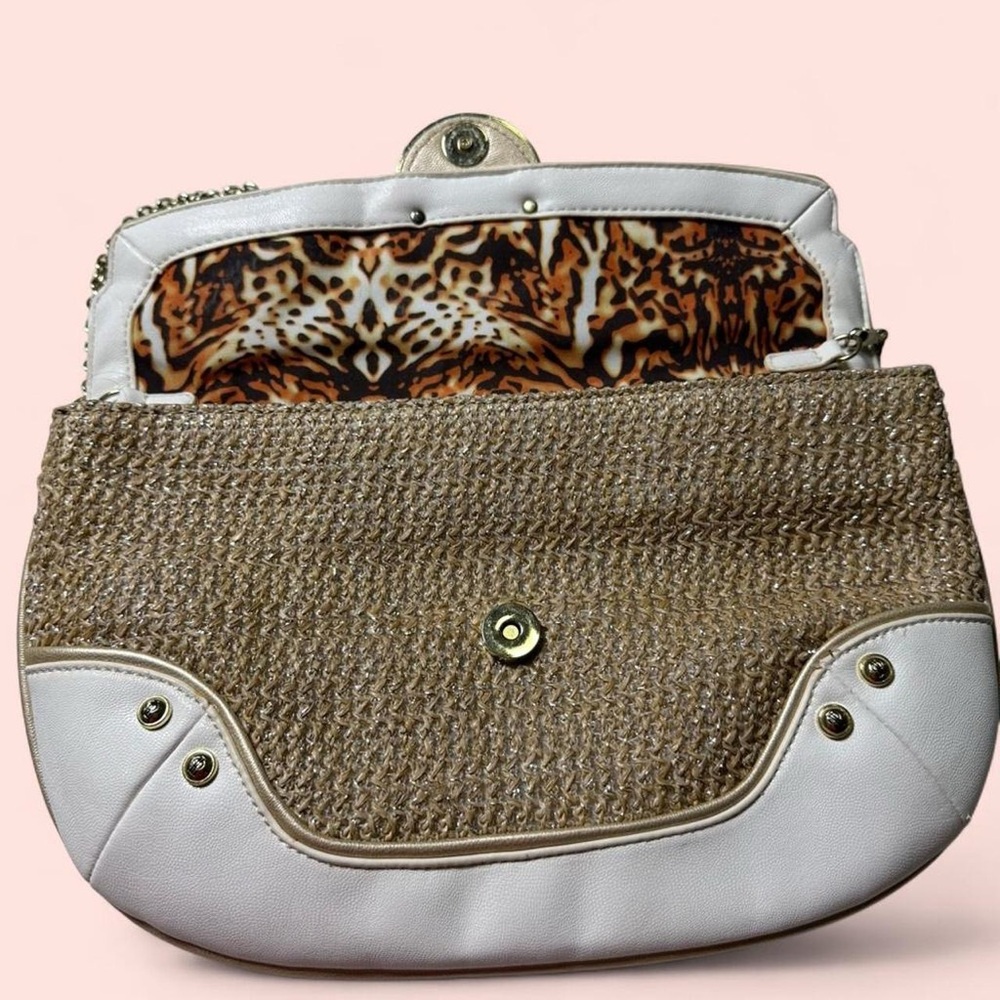 Clutch Purse Magnetic Closure JLO Print Inside - Picture 6 of 9